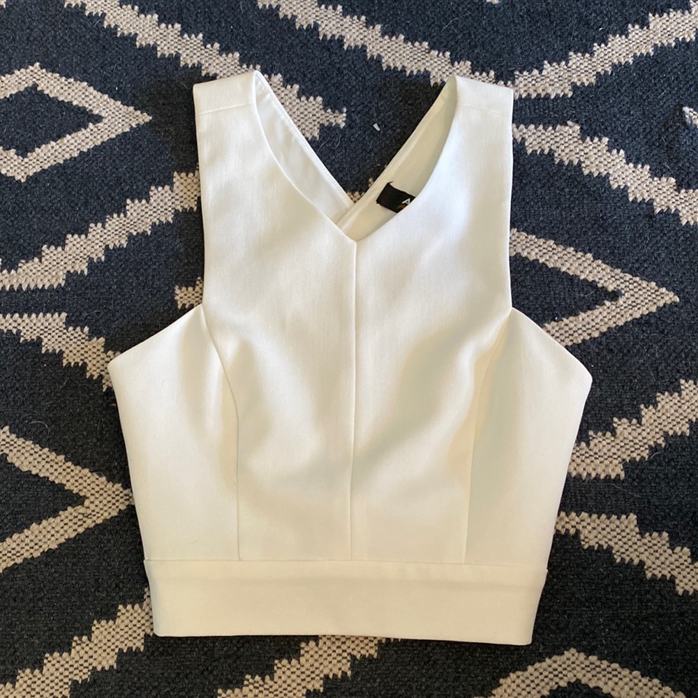 ABS Allen Schwartz White V-Neck Cropped Tank Top